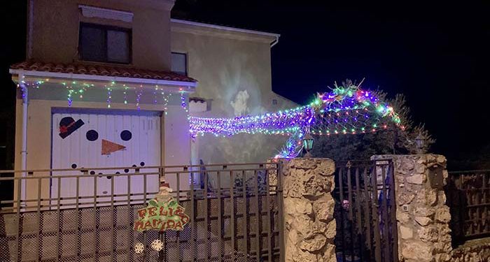 La familia Rajas-Pérez gana el primer concurso de fachadas y decoración navideña de Albalate 1 La familia Rajas-Pérez gana el primer concurso de fachadas y decoración navideña de Albalate