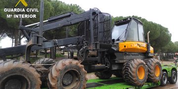 La Guardia Civil investiga a dos personas por la sustracción de una máquina de gran tonelaje en Pozoamargo