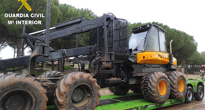 La Guardia Civil investiga a dos personas por la sustracción de una máquina de gran tonelaje en Pozoamargo 1 La Guardia Civil investiga a dos personas por la sustracción de una máquina de gran tonelaje en Pozoamargo