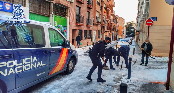 UGT CLM alerta del riesgo de las bajas temperaturas para las personas trabajadoras 1 La Policía Nacional realiza en Guadalajara múltiples servicios humanitarios como consecuencia del temporal Filomena