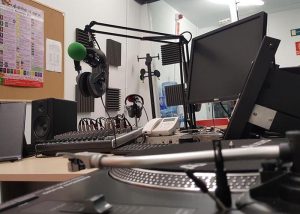 La programación estable de Onda Cabanillas regresa el 8 de enero, con nuevos programas en antena