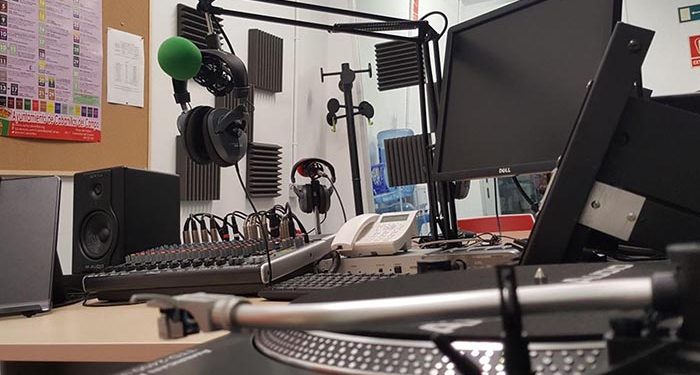 La programación estable de Onda Cabanillas regresa el 8 de enero, con nuevos programas en antena