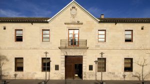 La UCLM reanuda este miércoles la actividad presencial y los exámenes en los campus de Albacete, Ciudad Real y Cuenca y en las sedes de Almadén y Talavera de la Reina