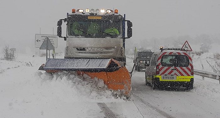 Las autoridades alertan sobre el riesgo de la presencia de hielo en las carreteras y piden que se extreme la prudencia en caso de tener que desplazarse