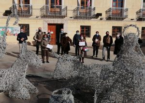 López Carrizo destaca la figura de Jesús Heras y su aportación solidaria con el libro ´Resplandor´