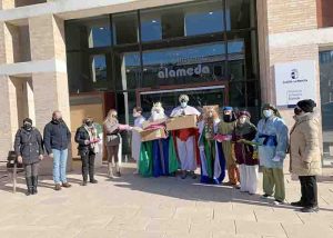 Los Reyes Magos no han faltado a su cita con Sigüenza, por primera vez acompañados por la Banda de Música