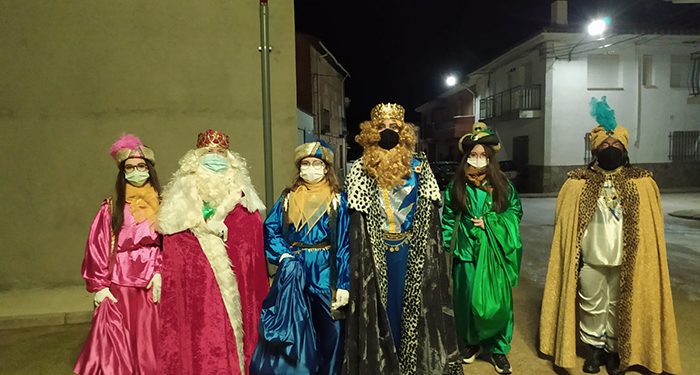 Los Reyes Magos no se olvidan de pasar por Málaga de Fresno