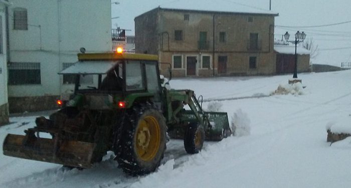 Los vecinos de Villas de Ventosa llevan sin electricidad desde la noche del viernes Los vecinos de Villas de Ventosa llevan sin electricidad desde la noche del viernes