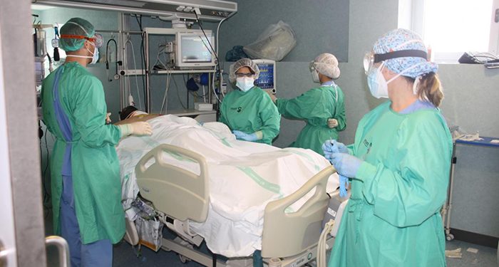 Lunes 25 de enero El covid se cobra este fin de semana 10 vidas en Cuenca, siete en Guadalajara y contagia a 1.358 personas en las dos provincias