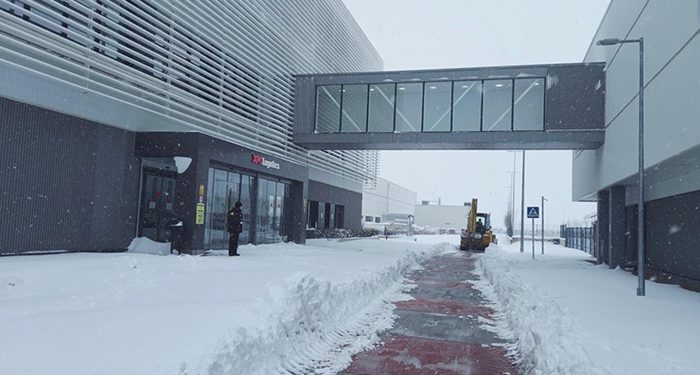Montepino ayuda en los trabajos de limpieza de nieve y hielo en polígonos de Guadalajara 1 Montepino ayuda en los trabajos de limpieza de nieve y hielo en polígonos de Guadalajara