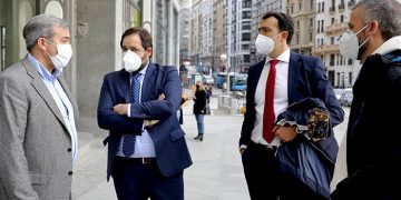Núñez se interesa por la situación de los trabajadores de la planta Siemens-Gamesa de Cuenca y consigue que sus reivindicaciones sean escuchadas por el GPP en el Congreso