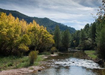 Río Cabriel a su paso por Cardenete