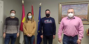 Toman posesión como funcionarios en prácticas dos nuevos agentes de policía local en Quintanar del Rey