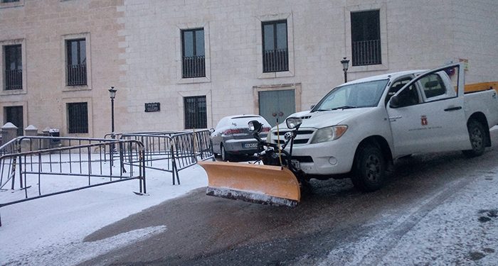 Voluntarios de Protección Civil de Cuenca también se han movilizado y colaboran con el Plan de Vialidad Invernal 1 Voluntarios de Protección Civil de Cuenca también se han movilizado y colaboran con el Plan de Vialidad Invernal