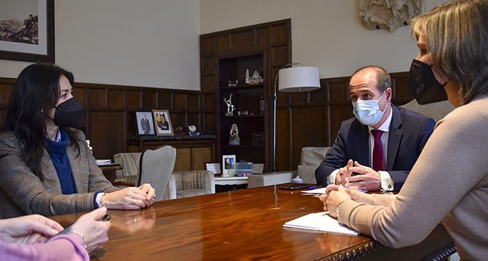 Alberto Rojo celebra el traslado de la Escuela de Idiomas “a un espacio con un mayor potencial”