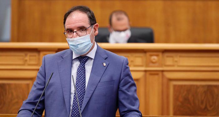 Prieto reivindica la capacidad de gestión de los alcaldes y pide transparencia y más fondos europeos para los Ayuntamientos 1 Benjamín Prieto