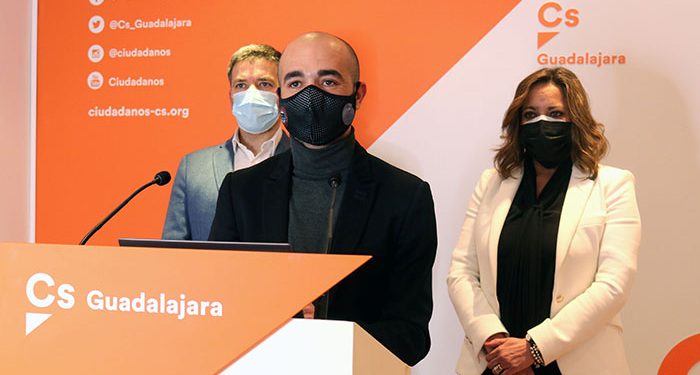 Cs Guadalajara asegura que el decretazo de Sánchez para la reducción de la brecha de género no da solución al problema, y además, penaliza a las familias 1 Cs Guadalajara asegura que el decretazo de Sánchez para la reducción de la brecha de género no da solución al problema, y además, penaliza a las familias