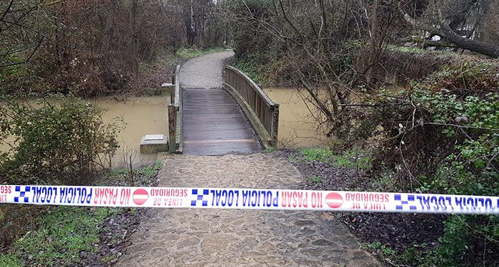 El Ayuntamiento de Cuenca cierra los accesos a los ríos ante el incremento del caudal