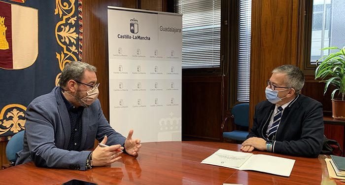 El Gobierno regional avanza con Yebes en la puesta en marcha del servicio ASTRA y la implantación de la Educación Secundaria Obligatoria