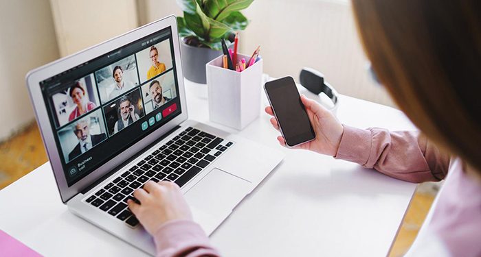 El Gobierno regional celebrará el 25 de febrero la primera mesa redonda del foro ‘Caminando hacia la transformación digital educativa’ 1 El Gobierno regional celebrará el 25 de febrero la primera mesa redonda del foro ‘Caminando hacia la transformación digital educativa’
