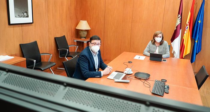 El Gobierno regional constituye un grupo de trabajo para desarrollar el ‘Plan de transformación digital de los centros educativos de Castilla-La Mancha’ 1 El Gobierno regional constituye un grupo de trabajo para desarrollar el ‘Plan de transformación digital de los centros educativos de Castilla-La Mancha’