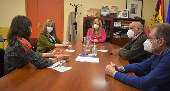 El Gobierno regional traslada a Caritas su compromiso de seguir trabajando en la protección y ayuda a los más vulnerables en Cuenca