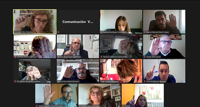 El Pleno de Villanueva de la Torre da luz verde al inicio del procedimiento para la contratación de los servicios de limpieza de edificios municipales y limpieza viaria 1 El Pleno de Villanueva de la Torre da luz verde al inicio del procedimiento para la contratación de los servicios de limpieza de edificios municipales y limpieza viaria