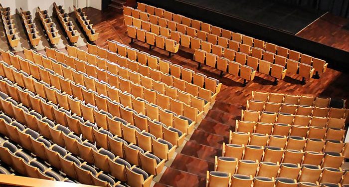Más del 50% de los jóvenes de 18 años de Castilla-La Mancha ya son beneficiarios del Bono Cultural, con 12.104 solicitudes concedidas 1 El Teatro Auditorio de Cuenca aplaza los tres primeros conciertos de la temporada por la situación sanitaria