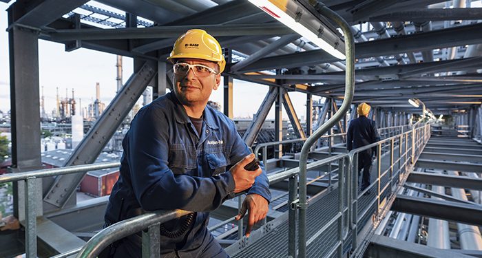 Grupo BASF Sólido rendimiento en el cuarto trimestre de 2020 gracias a mayores volúmenes y precios