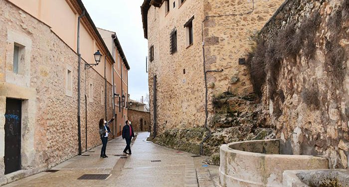 La Diputación de Cuenca cederá la Casa del Curato a la Asociación Provincial de Talleres Artesanos para relanzar este sector