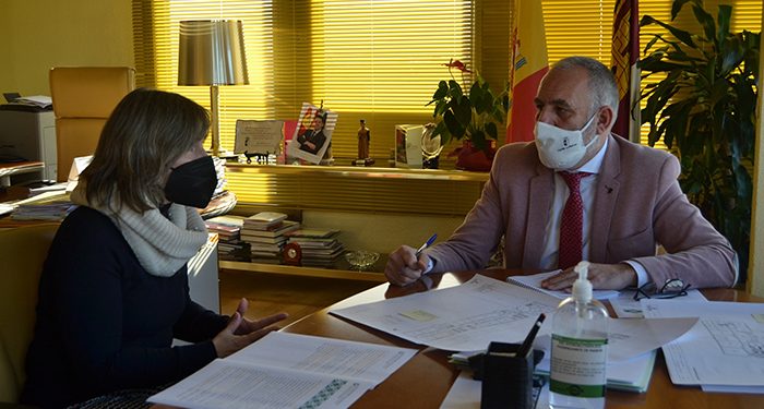 La Escuela Oficial de Idiomas de Guadalajara dispondrá de 649 metros cuadrados más cuando se traslade al edificio del colegio Río Tajo 1 La Escuela Oficial de Idiomas de Guadalajara dispondrá de 649 metros cuadrados más cuando se traslade al edificio del colegio Río Tajo