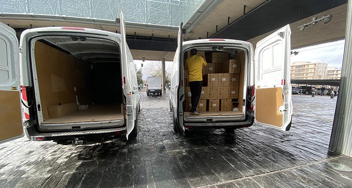 La Junta ha distribuido más de 830.000 artículos de protección para profesionales sanitarios durante esta semana