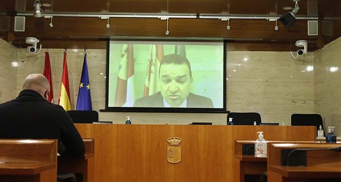 La nueva línea de ayudas de mejora de explotaciones contará con recursos suficientes para todos los planes que presenten los agricultores y ganaderos