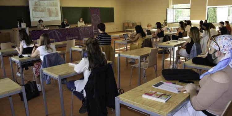 La UCLM abre, hasta el 12 de marzo, la presentación de propuestas de los ‘Cursos de Verano y Extensión Universitaria’ 1 La UCLM abre, hasta el 12 de marzo, la presentación de propuestas de los ‘Cursos de Verano y Extensión Universitaria’