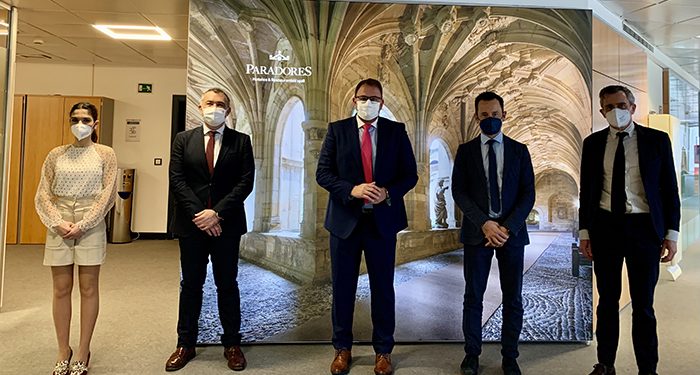 Las Ciudades Patrimonio de la Humanidad acuerdan con Paradores acciones de promoción conjunta en Madrid, Sevilla, Lisboa y París
