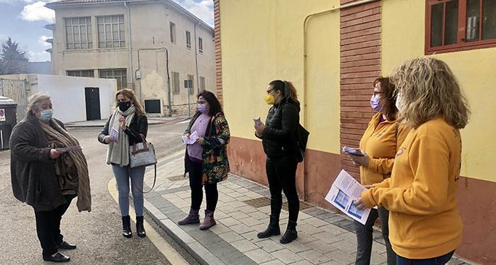 Las oficinas móviles del programa ‘Acércate’ inician sus recorridos por Cuenca para ayudar a la ciudadanía a hacer trámites por internet 1 Las oficinas móviles del programa ‘Acércate’ inician sus recorridos por Cuenca para ayudar a la ciudadanía a hacer trámites por internet
