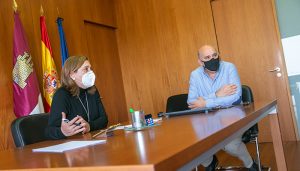 Más de 400 docentes de la región participan en un foro para intercambiar ideas y recursos sobre cómo mejorar la convivencia educativa en las aulas