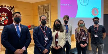 Natalia Marín, estudiante de Periodismo, gana el concurso ‘Diseña tu logo’ de la Delegación de Alumnos de Ciencias Sociales de Cuenca