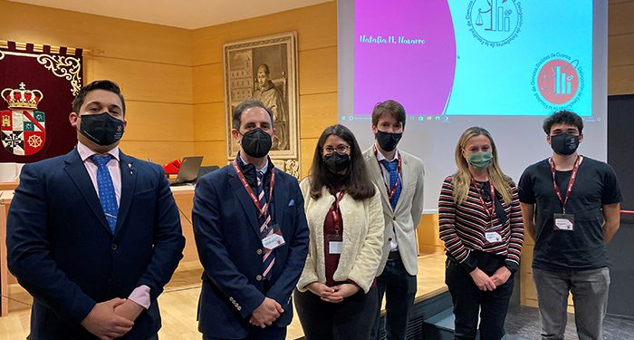 Natalia Marín, estudiante de Periodismo, gana el concurso ‘Diseña tu logo’ de la Delegación de Alumnos de Ciencias Sociales de Cuenca