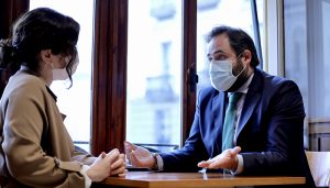 Núñez propondrá en las Cortes a Page un Plan de Apertura para la Hostelería, la Cultura y el Deporte para hacer compatible la salud pública con la economía