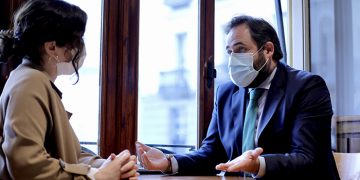 Núñez propondrá en las Cortes a Page un Plan de Apertura para la Hostelería, la Cultura y el Deporte para hacer compatible la salud pública con la economía