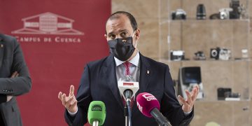 Bellido considera que “debemos estar orgullosos de nuestra democracia, mejorable pero plena”