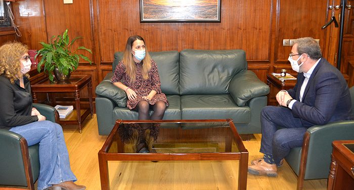 Robles felicita a Verónica Miguel tras ser elegida ´Imprescindible´ de Guadalajara con motivo del Día Internacional de las Mujeres