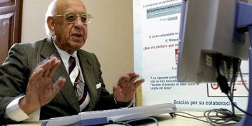 Telefónica ha atenido casi cien mil llamadas en la región con su servicio de atención a personas mayores