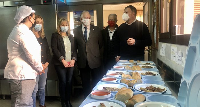 Un total de 66 mayores se benefician del Servicio de Comidas a Domicilio puesto en marcha por el Ayuntamiento de Cuenca y la Junta en colaboración con Cruz Roja