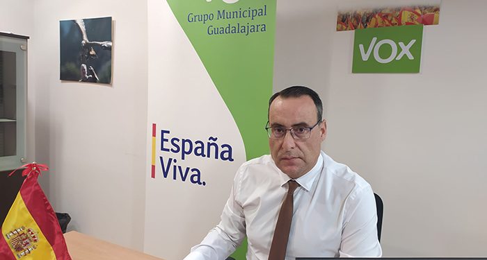 VOX pregunta al alcalde de Guadalajara si los miembros del equipo de Gobierno municipal se han vacunado del Covid-19