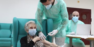 ANPE se muestra satisfecho con el inicio de la vacunación del profesorado pero pide que se habiliten más puntos de vacunación