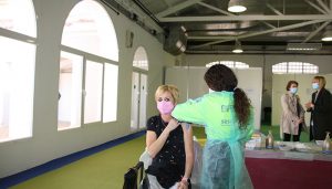 El Área de Salud de Cuenca comienza la vacunación del personal docente de la provincia frente al SARS-CoV-2