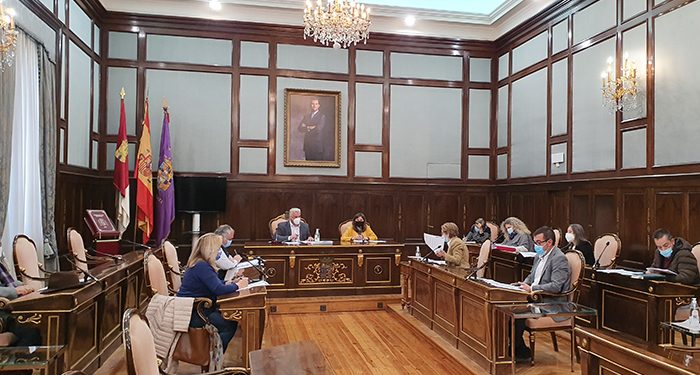 El CEIS de Guadalajara se dotará con dos nuevos vehículos autobomba este año 1 El CEIS de Guadalajara se dotará con dos nuevos vehículos autobomba este año