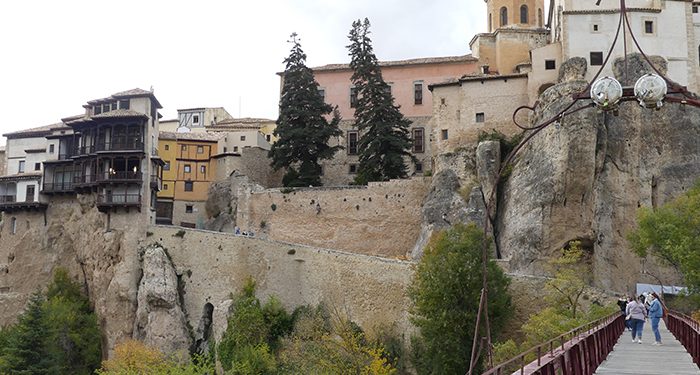 El descenso de datos turísticos pone contra las cuerdas a muchas empresas en Cuenca